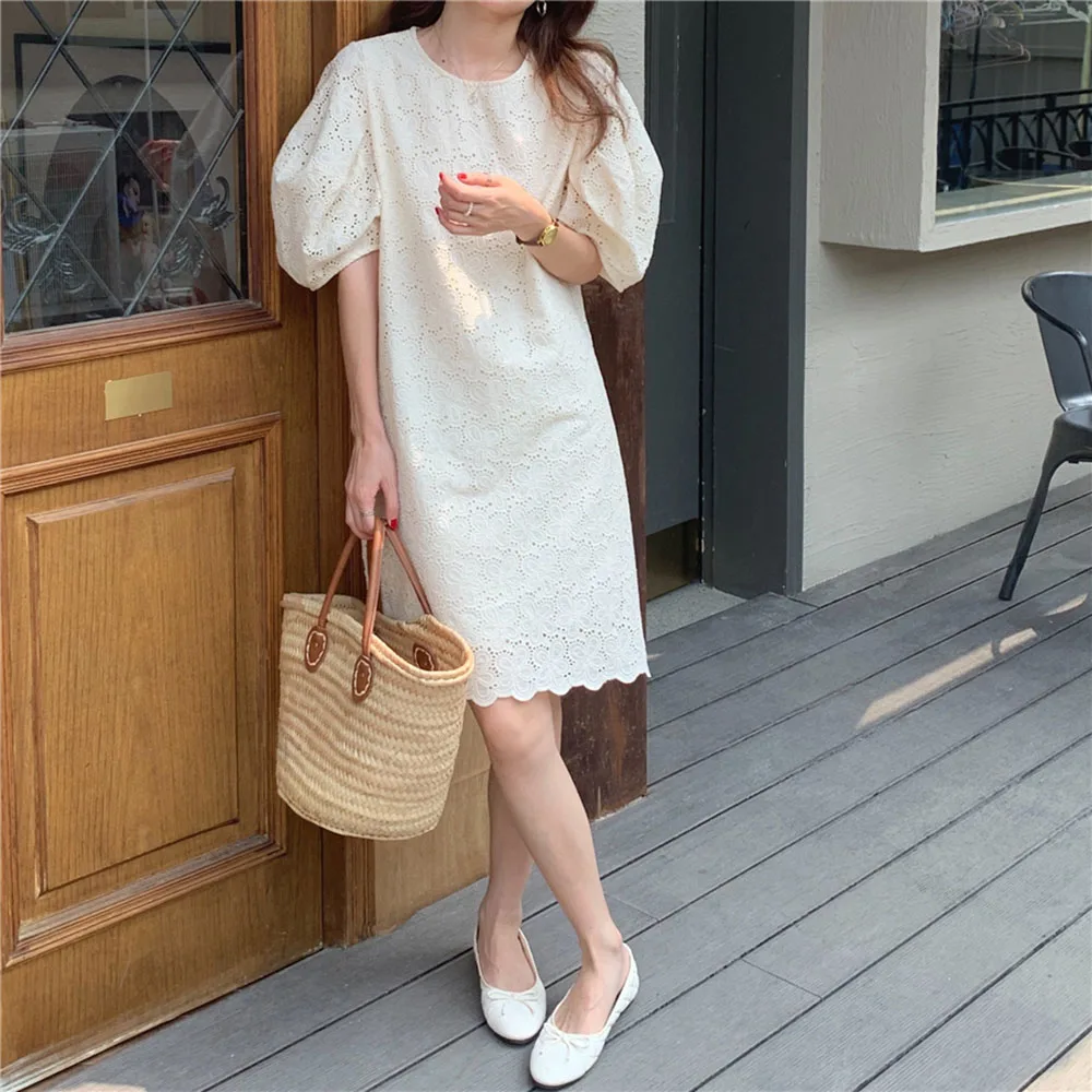 

2021 Summer Women's Dress Fashion Loose Casual Japanese Style Hollow Out Lace Carved Solid Color Puff Sleeve Round Neck