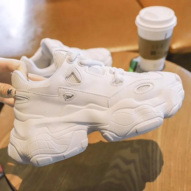 2019 Осень Новый свободного покроя Женские кроссовки увеличивающие рост На