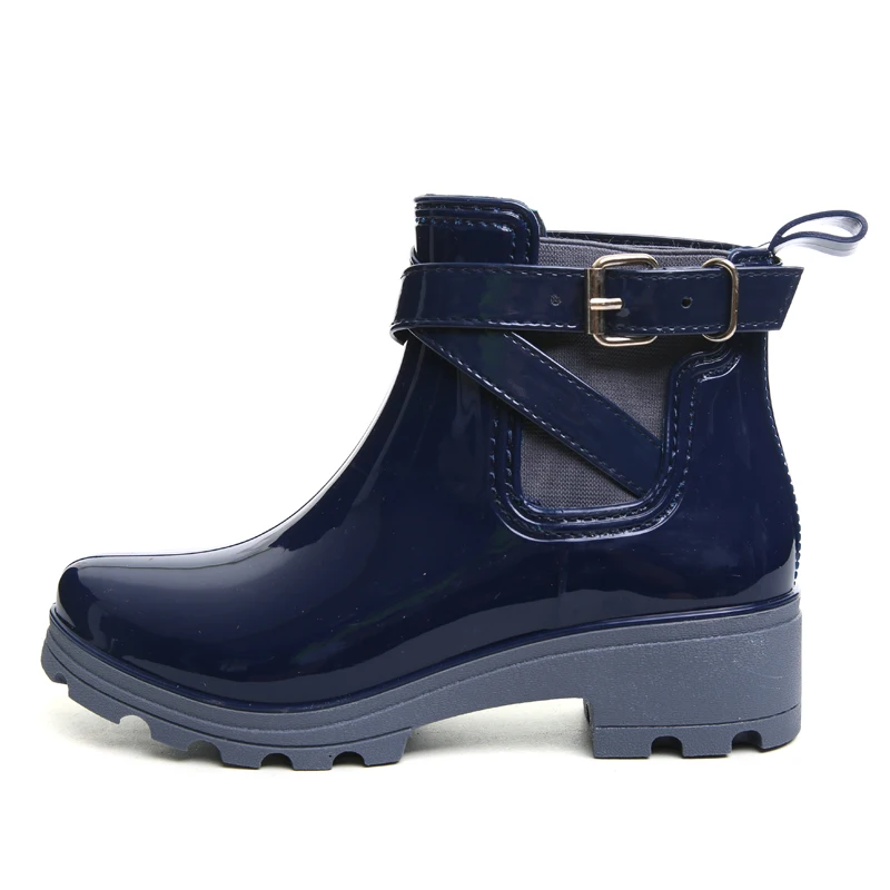 Новые резиновые сапоги теплые с пряжкой на платформе без шнуровки из ПВХ