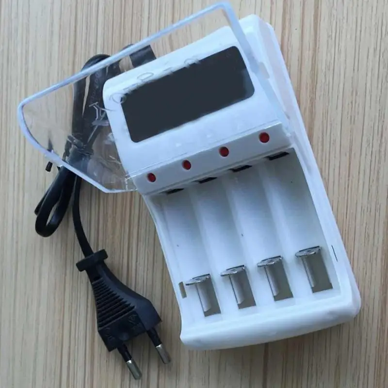 4 порта AA/AAA перезаряжаемая батарея зарядное устройство для RC камеры игрушки