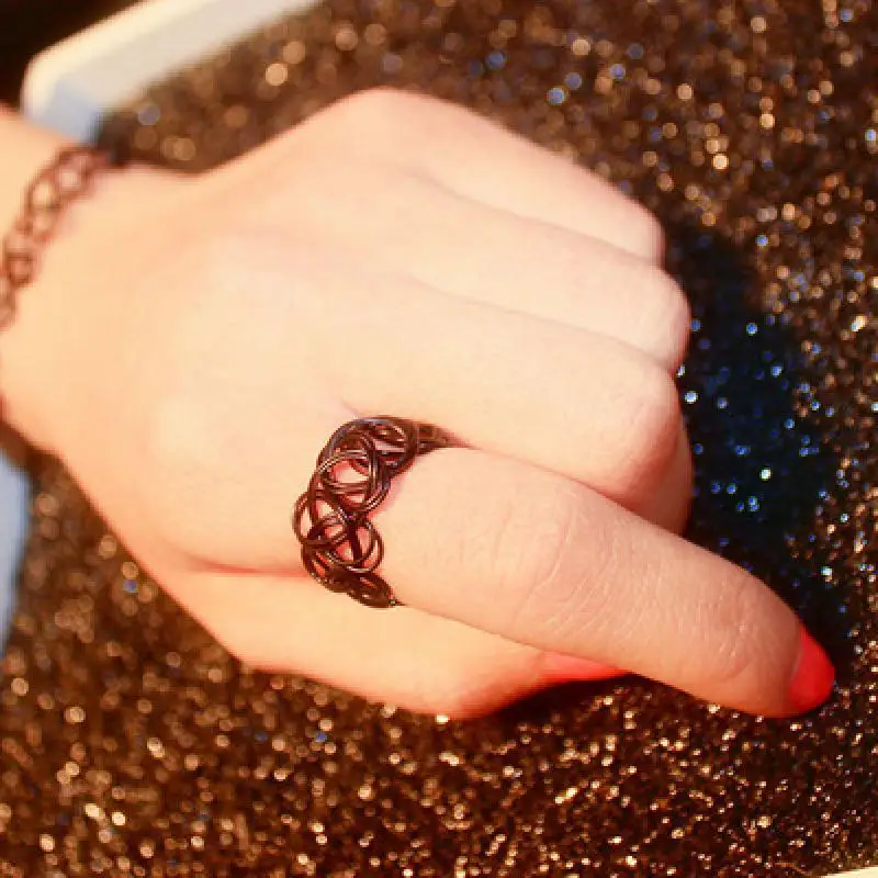 1 шт. красочная круглая подвижная экшн-фигурка в виде капли воды колье-чокер до