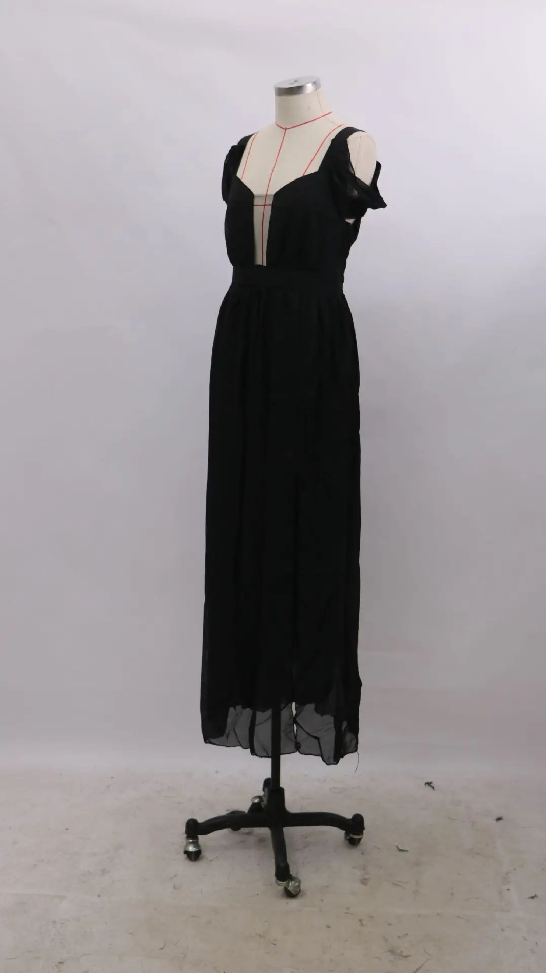 

Evening Dresses Long Luxury The New 2021 Hollow Out Strapless Floor-Length Summer Sexy Dress Temperament Long Skirt
