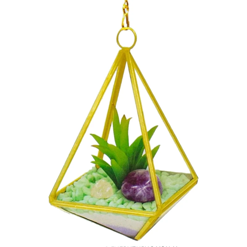 

2021 New Gold Wall Hanging Geometric Terrarium Indoor Opening Polyhedron Tabletop Window Sill Balcony Plant Holder Pot Container