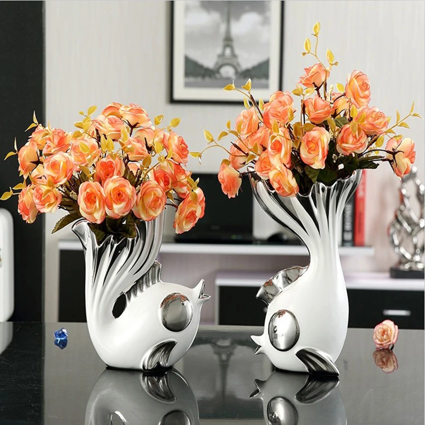 

2 pcs /set Couples fish ceramic vase Romantic kissing fish porcelain figurines Arts and crafts home Decorative wedding gifts