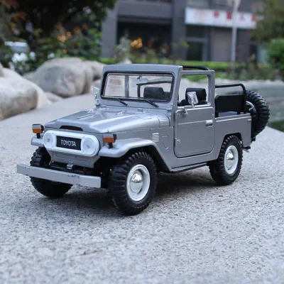 1/24 Масштаб Toyota FJ40 SUV литая модель автомобиля из сплава модель игрушки с открывающимися дверцами модель автомобиля для детей рождественские подарки игрушка - Цвет: Gray