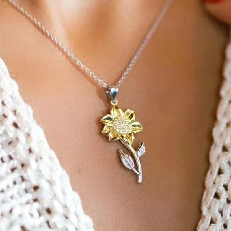 

Vintage Retro Sun flower Pendant Necklaces Sunflower Choker Necklace for Women Hypoallergenic Jewelry Female Gift Accessories