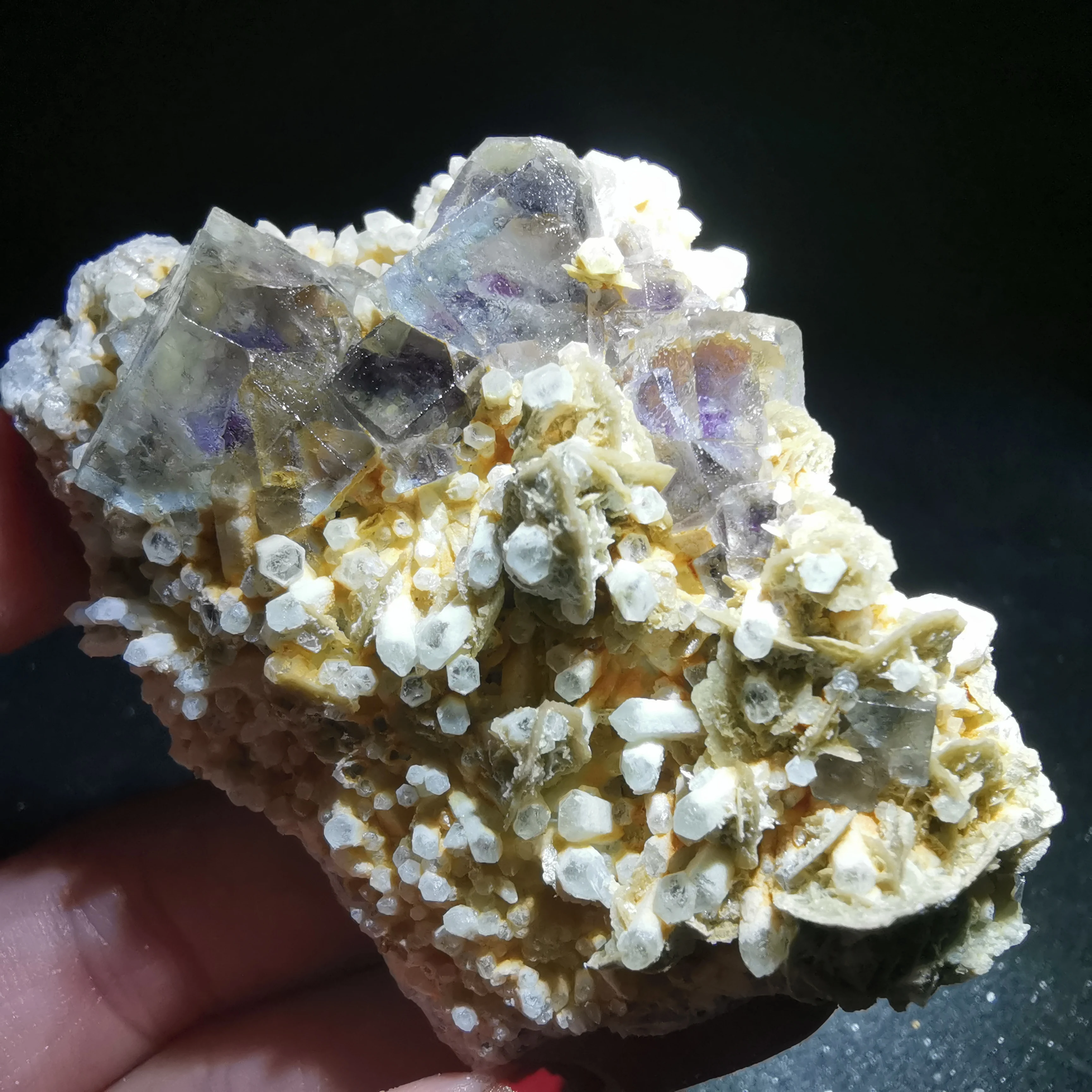 

87.9gNatural rare copper mica purplish fluorite cluster mineral specimen stone HEALING CRYSTAL QUARTZ GEM home decoration