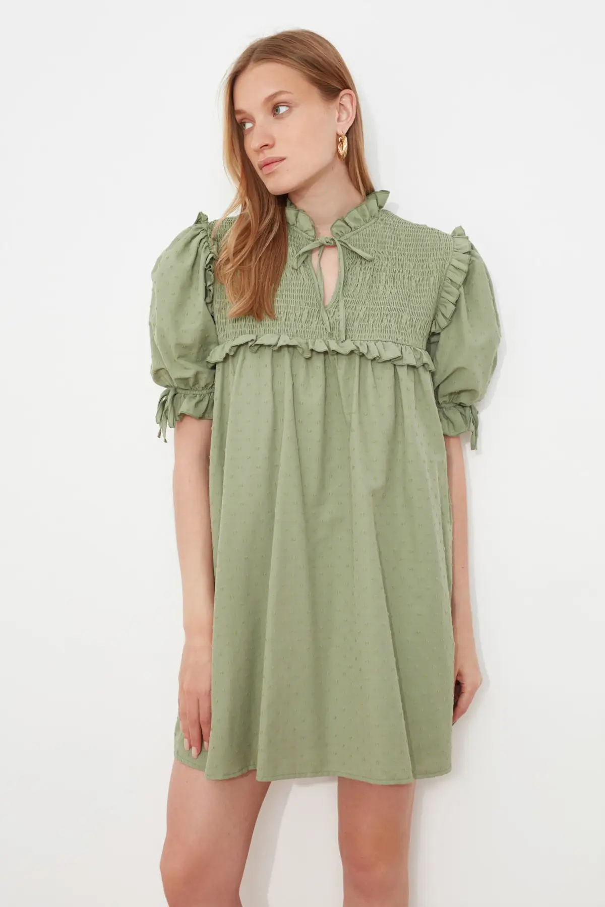 

Trendyol Fabric Textured Gipeli Dress TWOSS21EL2095