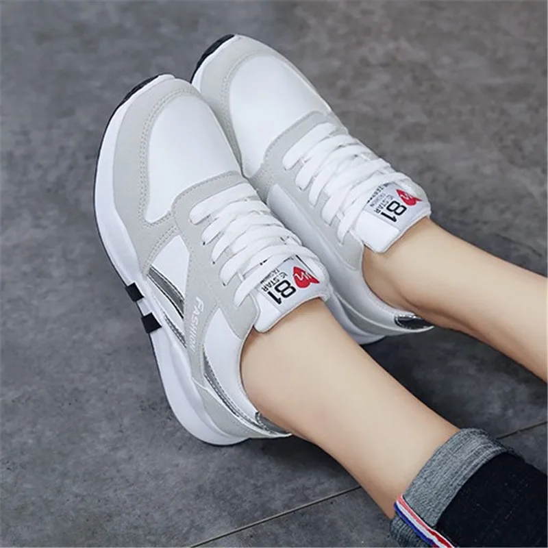 Прямая поставка женский кроссовки на танкетке дикая Платформа каблуки женские