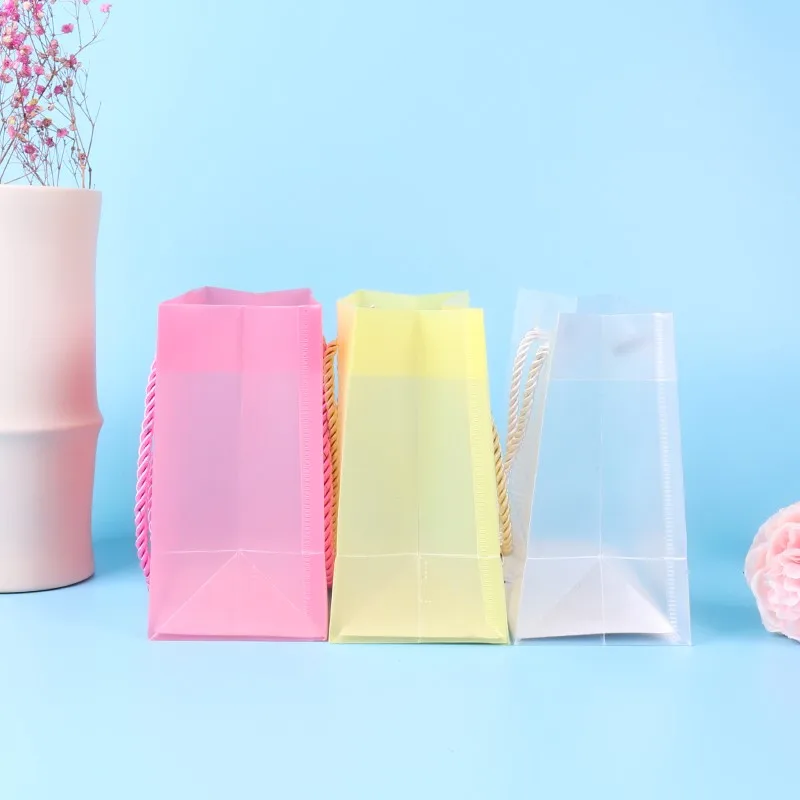 Матовая прозрачная сумка тоут из полипропилена пластиковая упаковочная коробка