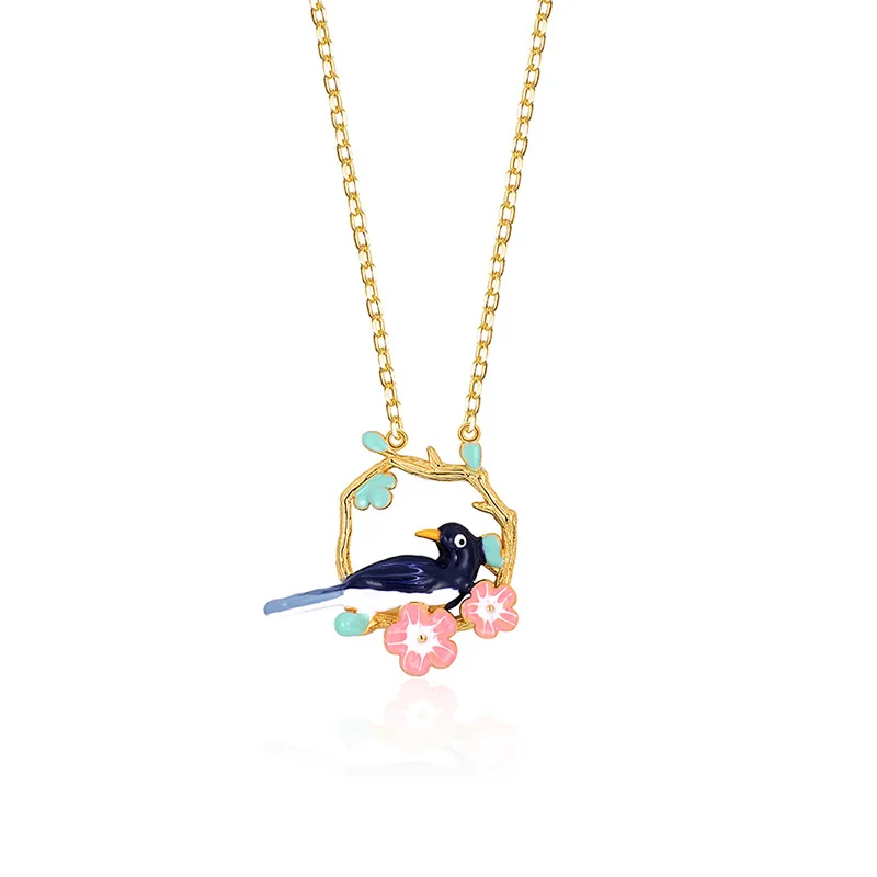 

The new trend S925 sterling silver magpie necklace enamel epoxy fashion all-match design high quality exquisite gift