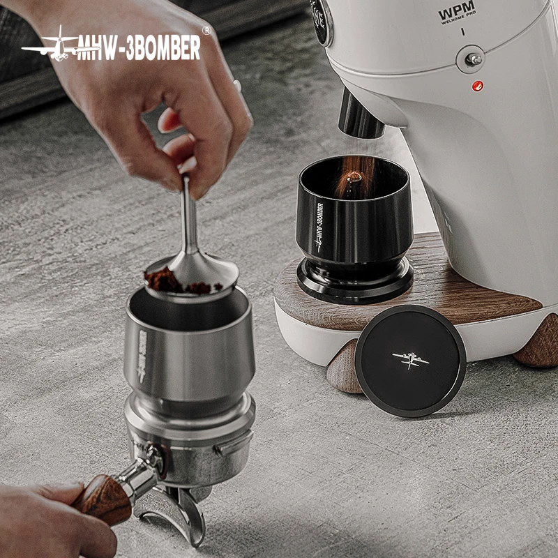 

MHW-3BOMBER Coffee Dosing Funnel Cup Three-in-one Multifunctional WBC Grounds Al-Alloy Tamper Distributor Accessory Barista