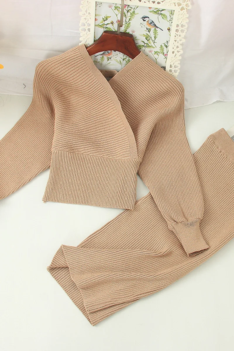 

Vintage 2020 Autumn Winter Women Knitted Two Piece Set Elegant Long Sleeve Bright Silk Pullover + High Waist Skirt 2pcs Set New