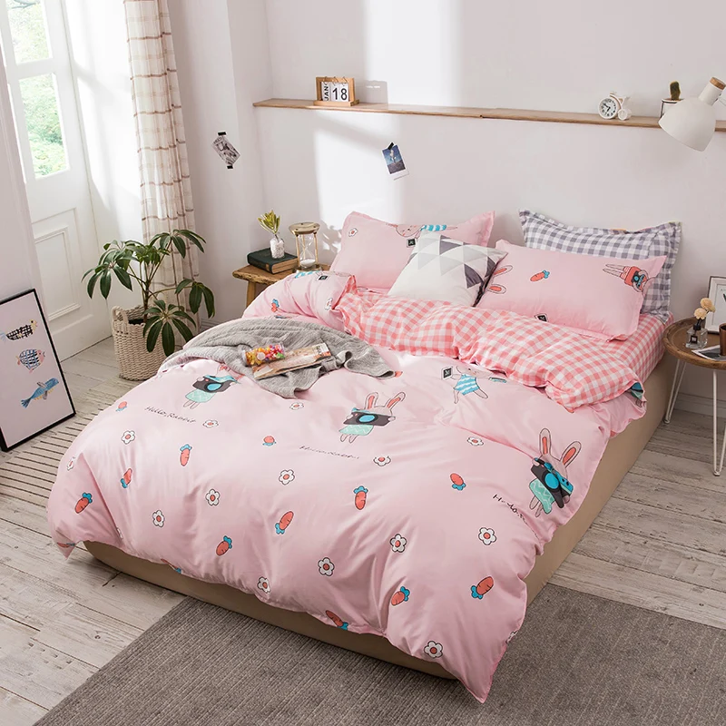 Комплект постельного белья с изображением мультяшных животных розового кролика