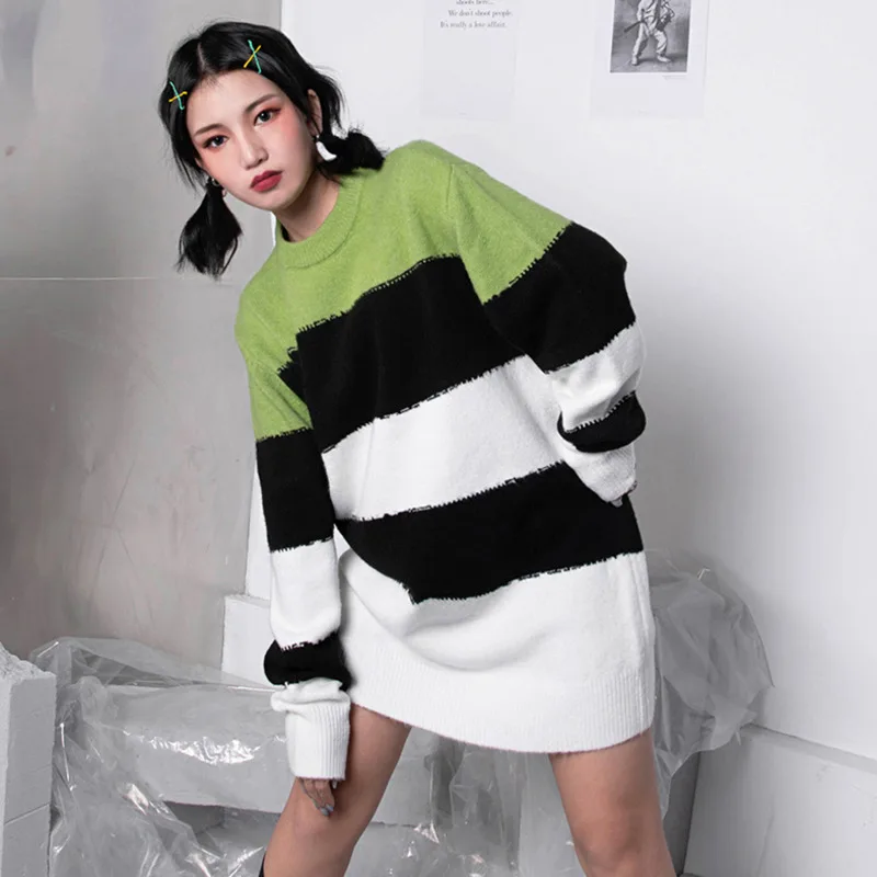 

SHENGPALAE Sweater Women's Spring 2021 New Round Neck Large Size Green Black White Irregular Striped Pullover Knitted Tops 5A135