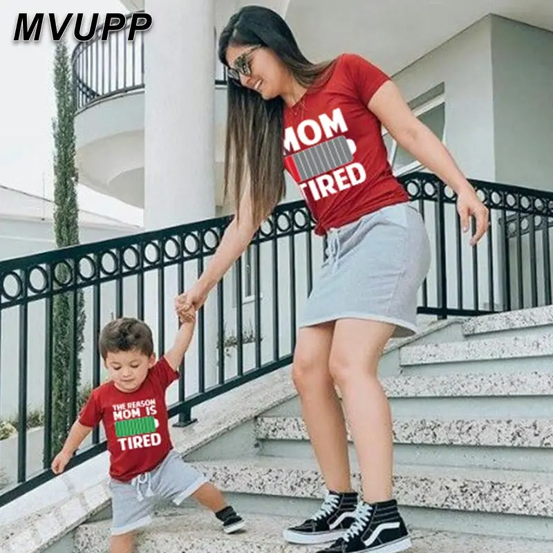 Футболка для мальчиков и мам летняя одежда мамы меня футболка с принтом Детская