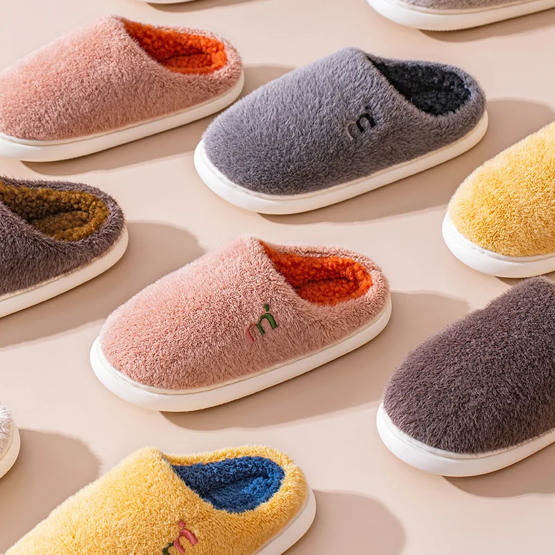 

2021 Новые простые хлопковые тапочки мужская обувь осень-зима домашние бархатные теплые Нескользящие шерстяные тапочки для пары домашние бо...