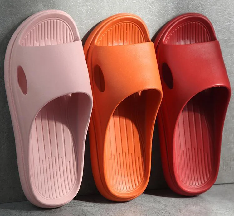 

Spot Home Solid Color Thick-Soled Slippers Couple Fashion Non-Slip Bathroom Slides Street Trend Slippers Wholesale