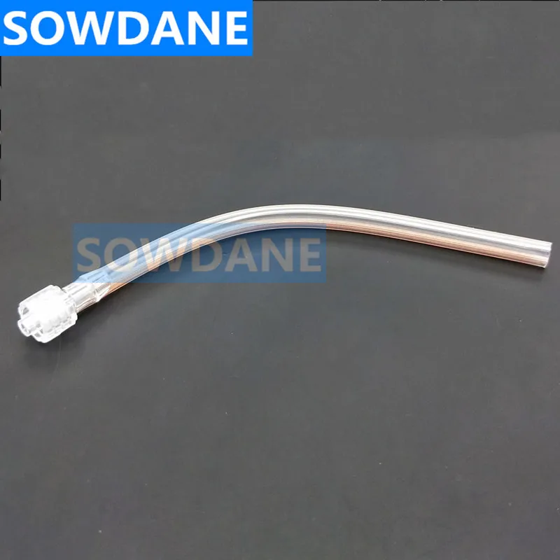 Всасывающая трубка для стоматологического материала нового типа всасывающая