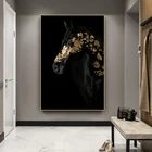 Картина на холсте для гостиной с изображением черной и золотой лошади