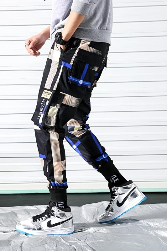 

M-3XL2020 spring models ins hip-hop overalls men's Korean version of the trend of personality graffiti alphabet feet pants pant