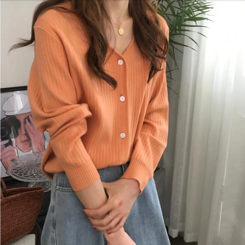 

2021 spring and autumn new knit cardigan tops for women's outer wear loose v-neck sweater jacket wild long-sleeved bottoming shi