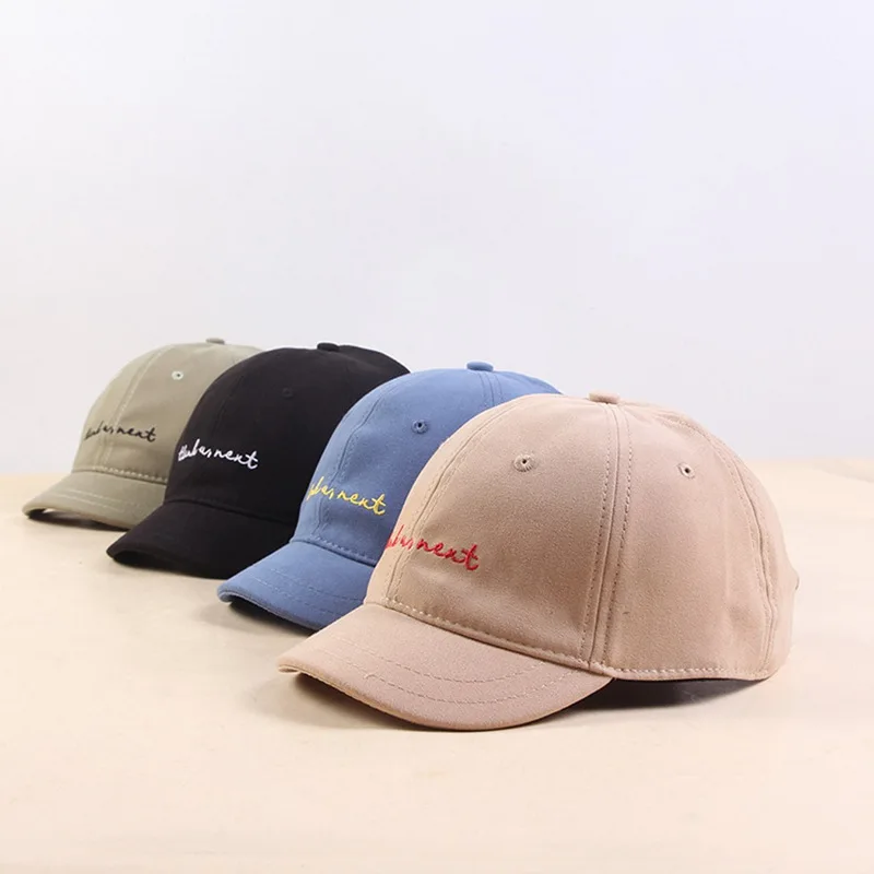 Бейсбольная кепка с вышитыми буквами на весну и осень новая уличная короткая