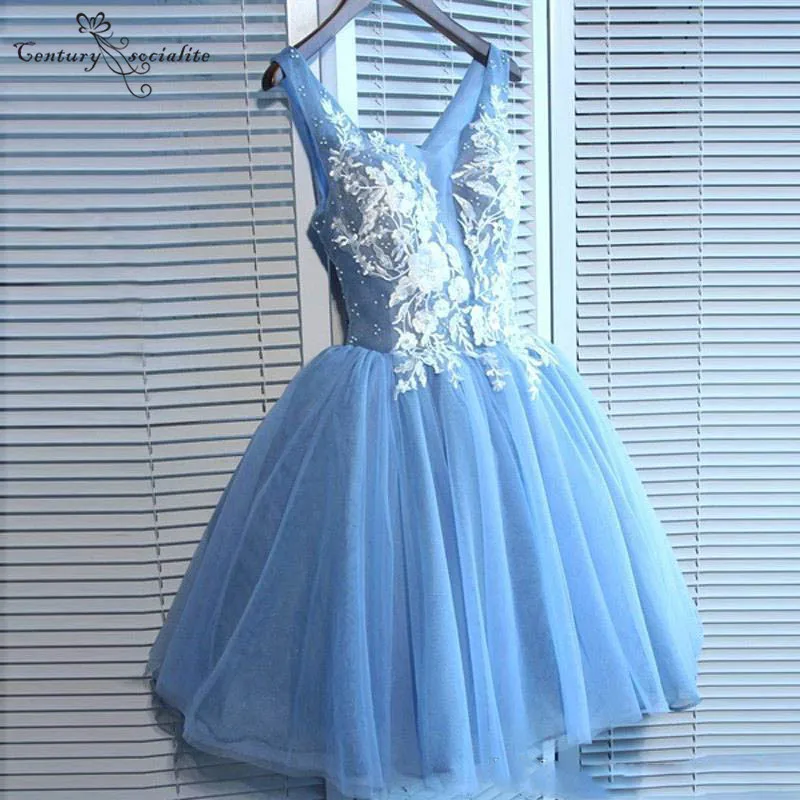 

Light Blue Short Homecoming Dresses Lace Appliques Pearls Lace Up Back Mini Prom Party Gowns Cocktail Dress Cheap
