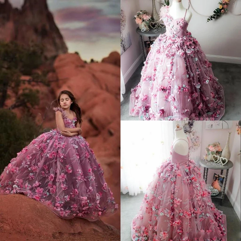 

2021 Cute Ball Gown Girls Pageant Dresses Spaghetti Feather Lace 3D Floral Appliqued Flower Girl Dress Floor Length Girls Kids F