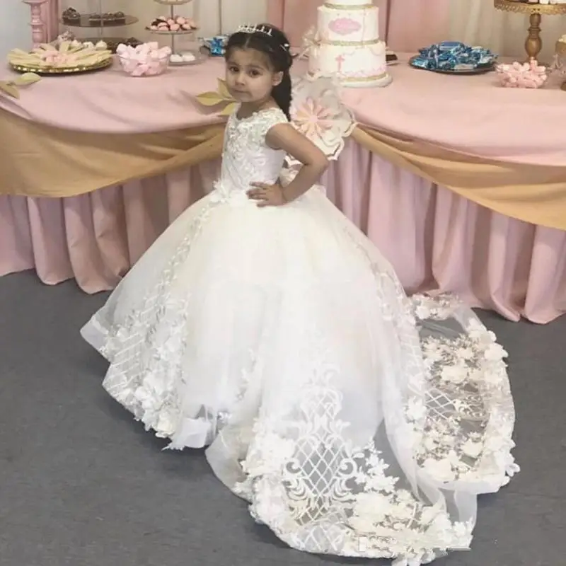 

White Ball Gown Flower Girls Dresses Jewel Neck Lace Appliques Kids Birthday Party Gown Sweep Train Toddler Girls Pageant Dresse