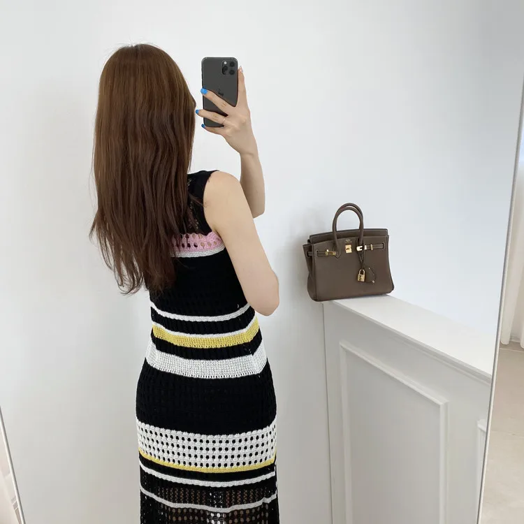 

Fashion women's vest dress thin section elegant temperament self-cultivation hollow contrast color knitted skirt