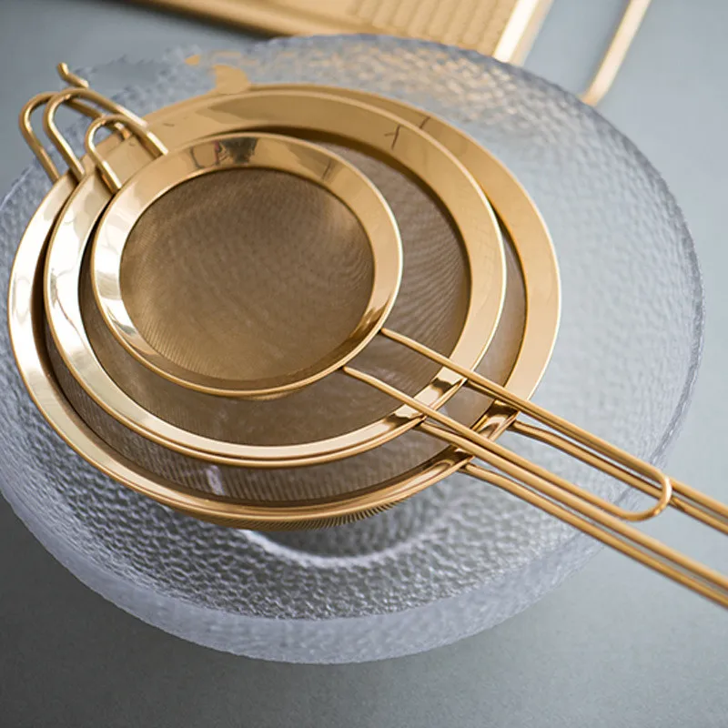 

Kitchen,Dining & Bar