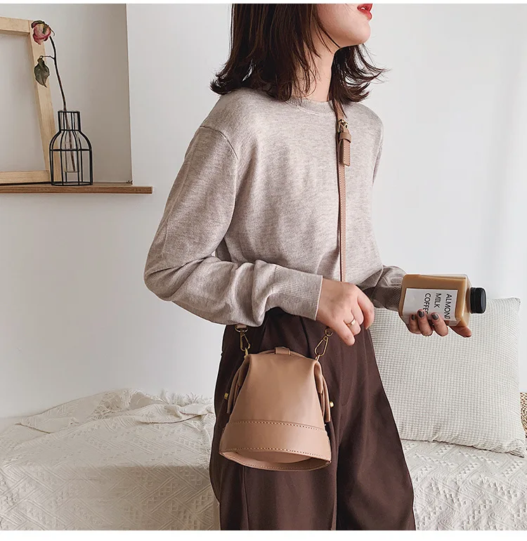 

Simple Bucket Bags for Women Retro Shoulder Bag PU Leather Female Handbag Designer Ladies Messenger Bag Soild Color Purses