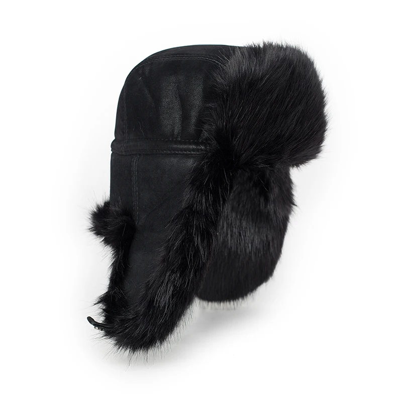 Мужская шапка-бомбер из искусственной кожи с застежкой-ушком модель B49 на русском