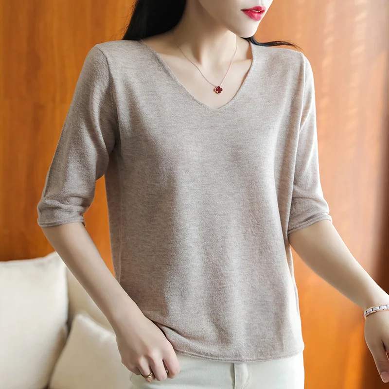 

100% pure wool cardigan knitted short-sleeved t-shirt women's ultra-thin v-neck 2021 Spring and autumn new loose-hemmed five-sle