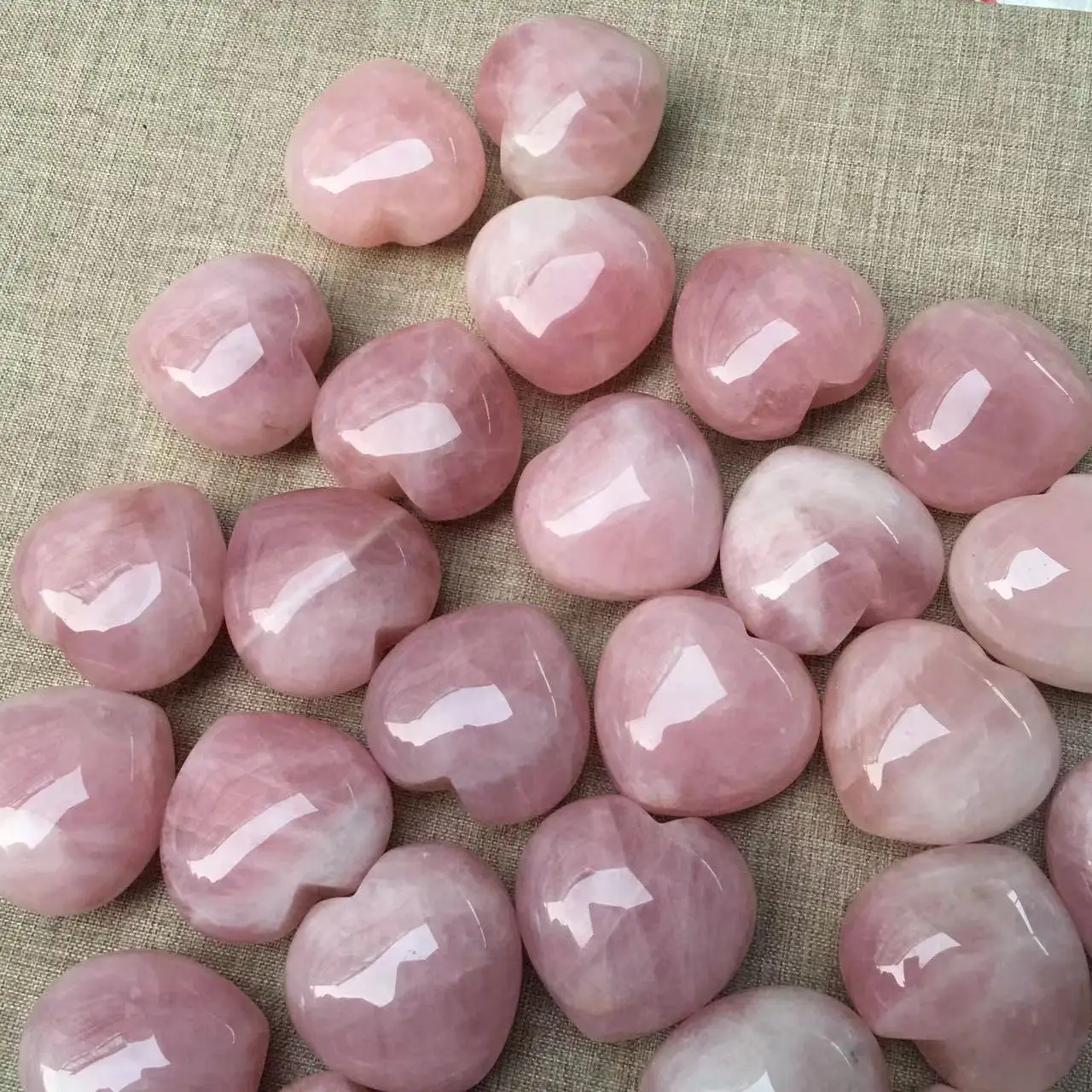 

Rose Quartz Heart Natural Stones Crystal Healing Gemstones Reiki Decoration