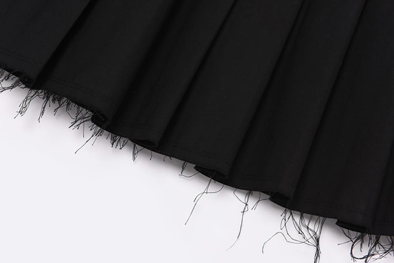 

[EAM] Vintage Metal Chain Burrs Black Pleated High Waist Half-body Skirt Women Fashion Tide New Spring Autumn 2021 1DD4885