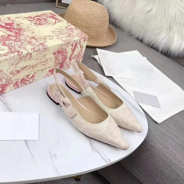 

Pointed Toe High Heels 2021 New Embroidery Autumn Single Shoes Back Space Stiletto Toe Sandals Letter Word Buckle Women's Shoes