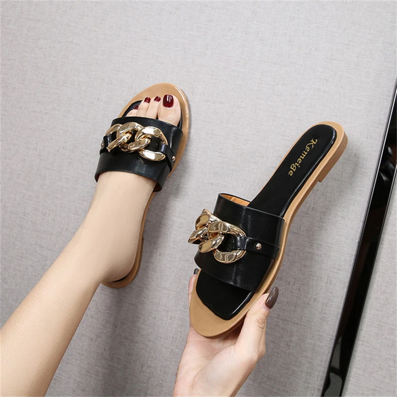 

Women's shoes slippers 2021 summer new European border metal chain flip-flop casual flat bottom fashion beach slippers