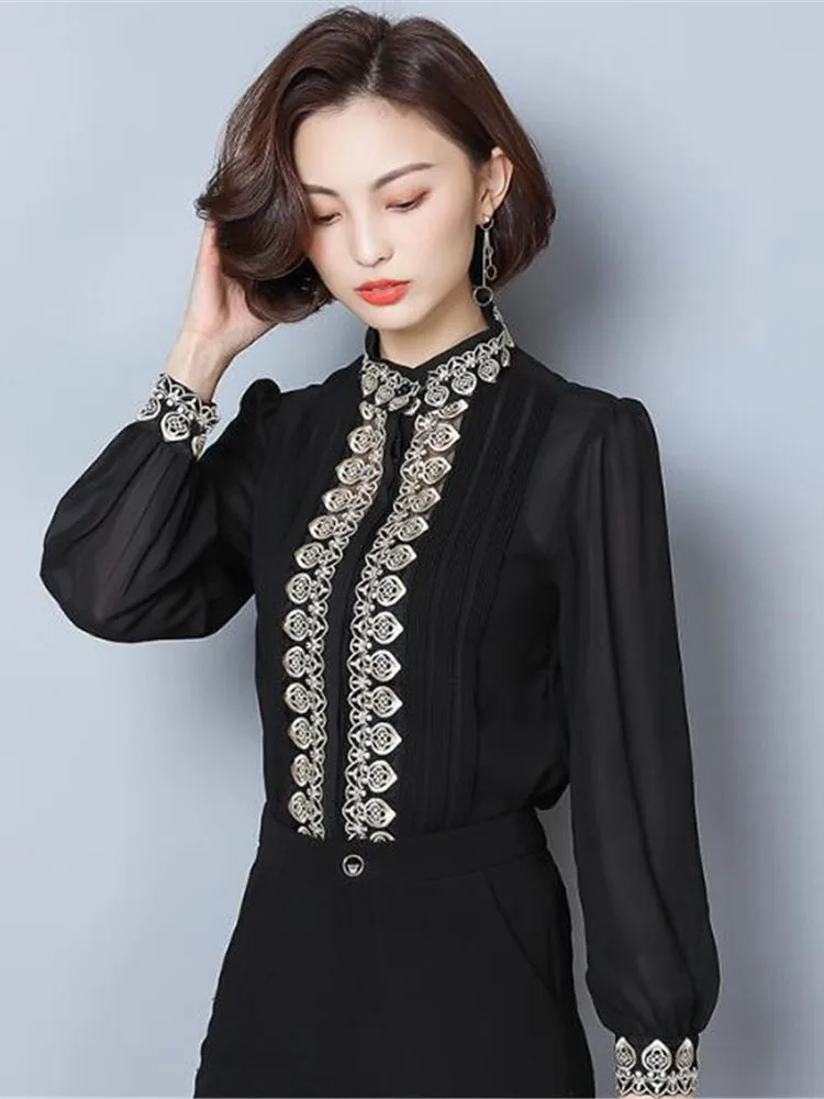Женская шифоновая блузка с вышивкой со стоячим воротником и рукавами