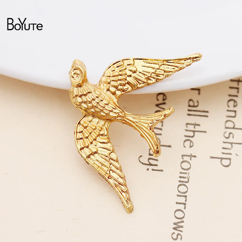 Gold-23.5x35MM BoYuTe(20 Pieces/Lot) Metal Alloy 40*34MM Maple Leaf Materials Vintage Hand Made Diy Jewelry Accessories Wholesale - Цвет: Gold-23.5x35MM