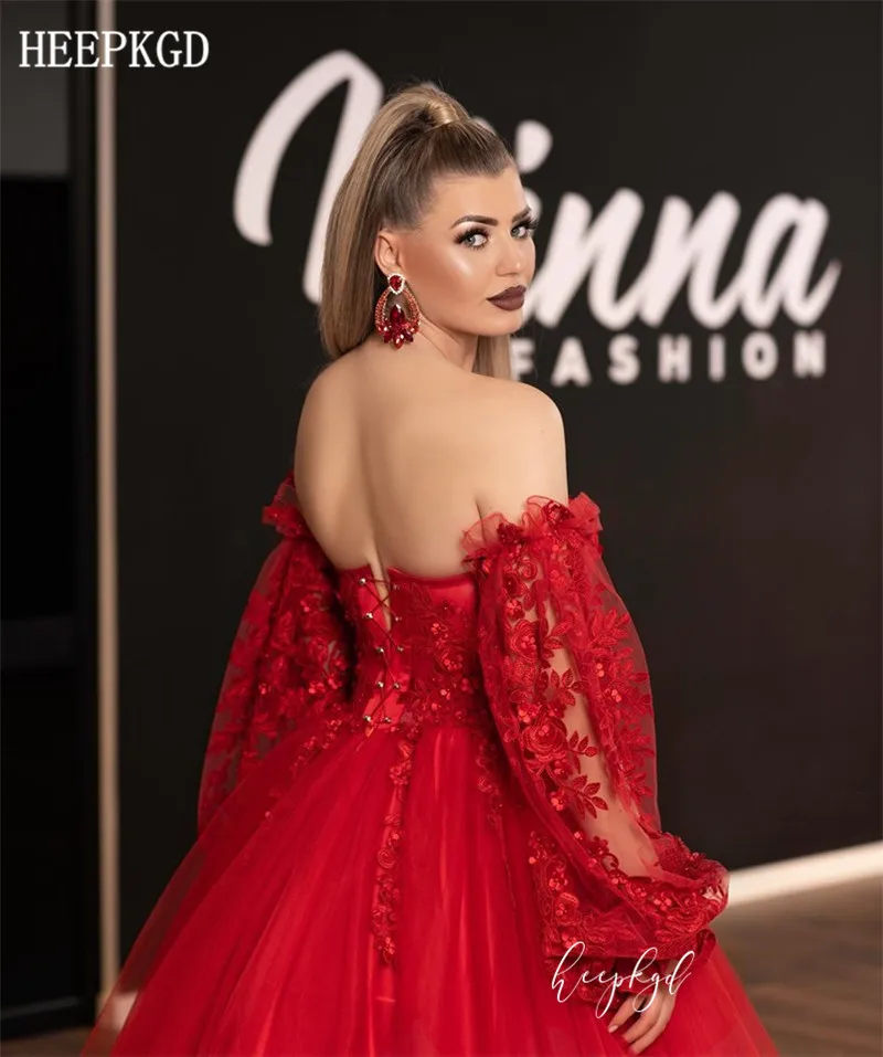 

Charming Red Long Sleeves Arabic Evening Dress Sweetheart A Line Gorgeous Tulle Lace Long Formal Dresses Customize 2020 New