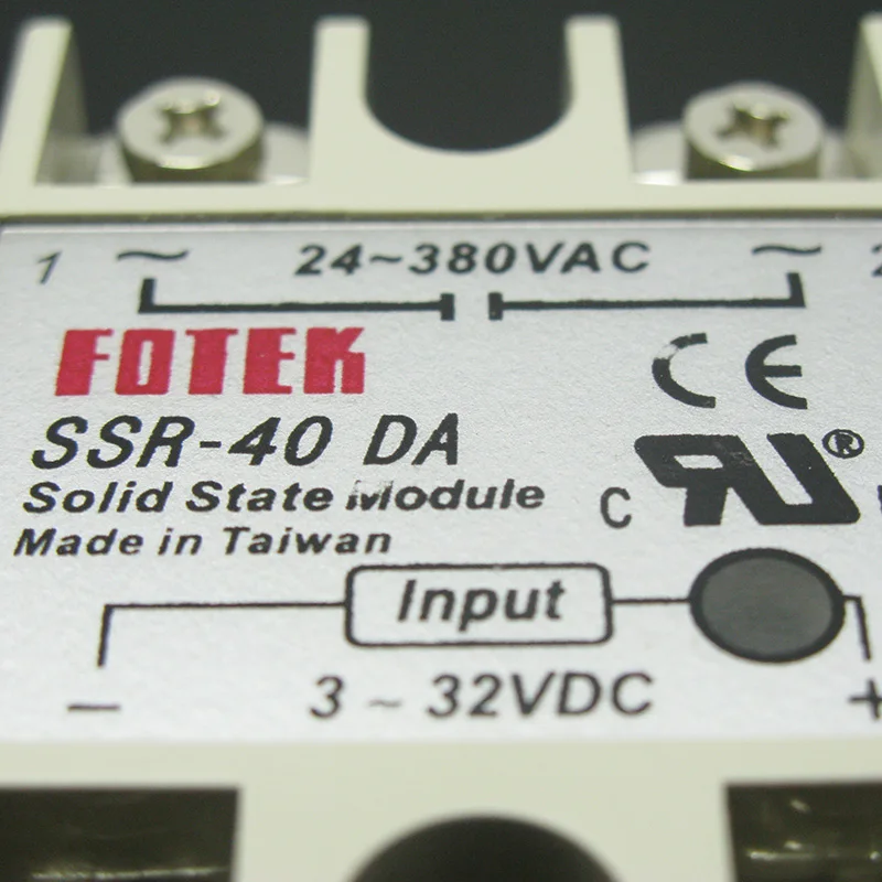 Промышленное твердотельное реле DC-AC SSR 40 DA входное напряжение 3-32 В постоянного