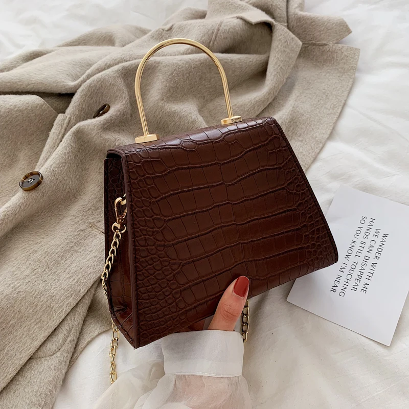 Женская кожаная сумка тоут через плечо с металлической ручкой|Сумки ручками| |