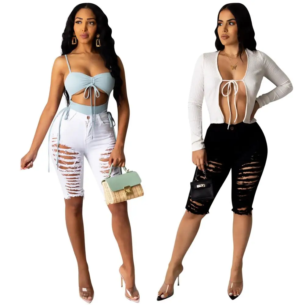 Соблазнительные женские джинсы ажурные однотонные с бахромой и высокой талией