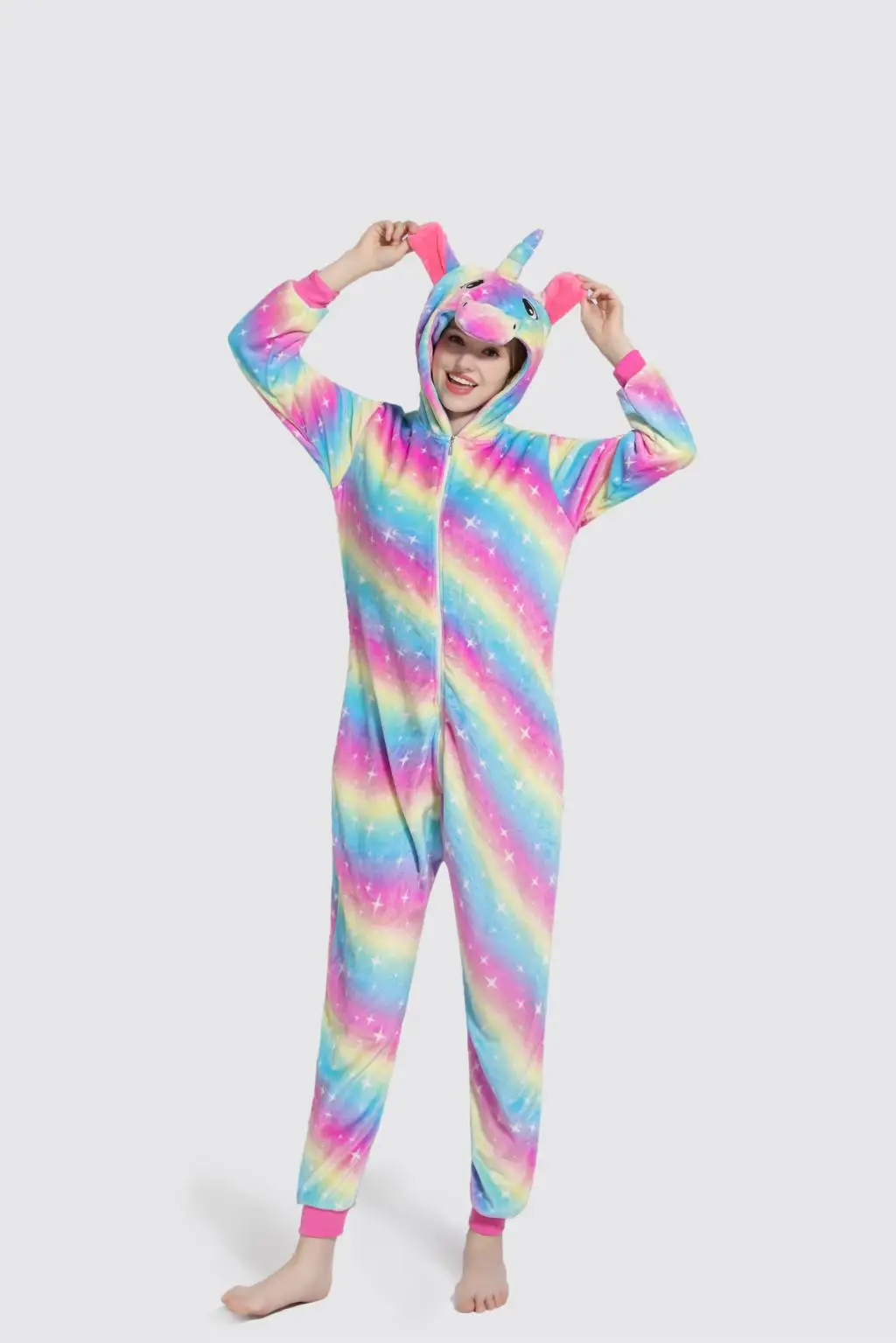 Пижама женская с радужным единорогом для взрослых комбинезон капюшоном в виде