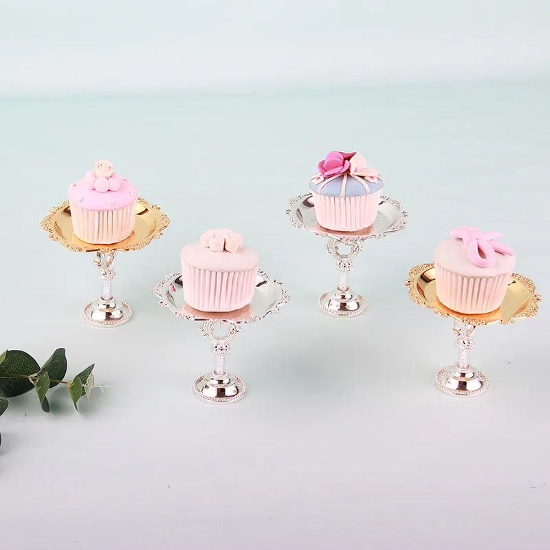 Комплект из 2 предметов: Подставка для торта золотого и серебряного цвета круглый