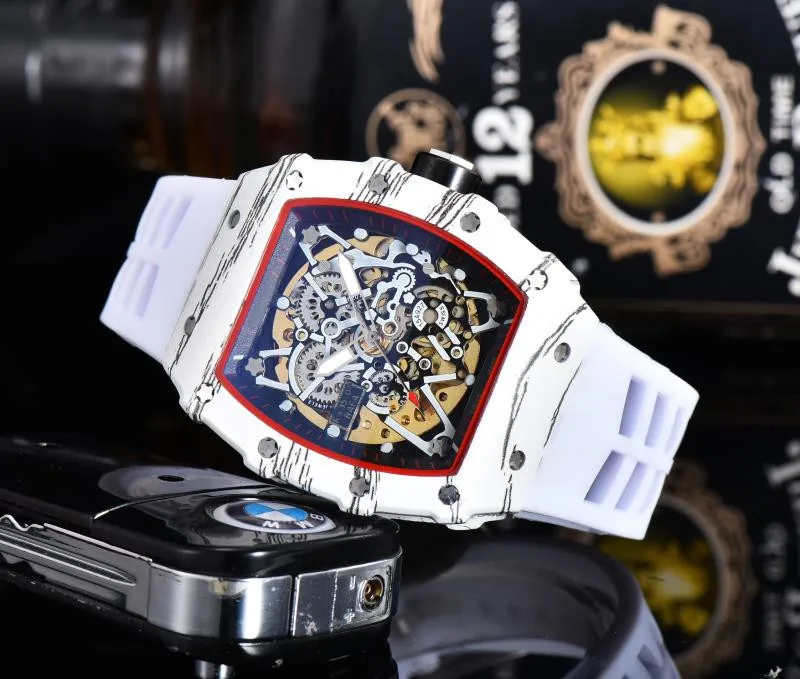 

Men's Watch Brand Watch Quartz Watch Men's Watch Fashion Men's Watch Steel Band Watch Casual Watch Calendar Watch Belt Watch