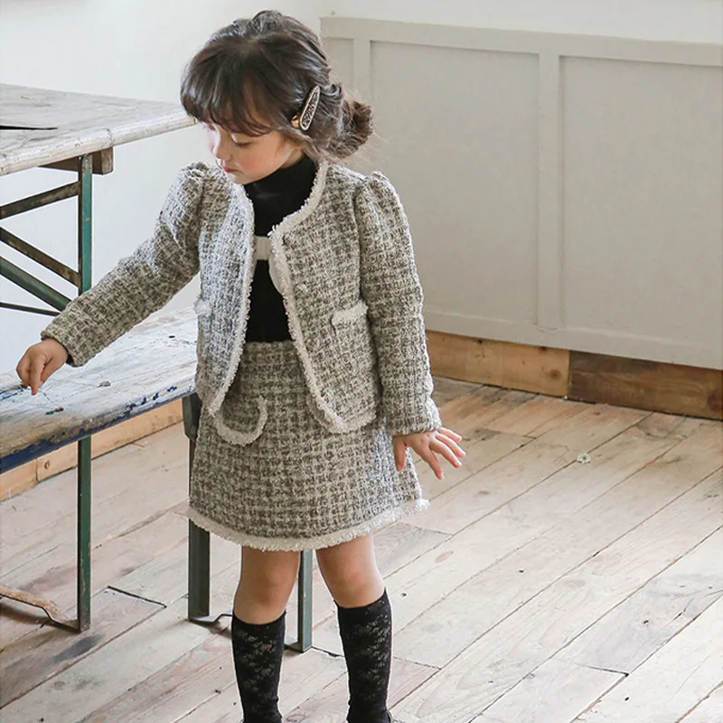 

Autumn 2021 Korean Children's Wear Girls Keep Warm and Comfortable Fashion Style Suit Short Coat