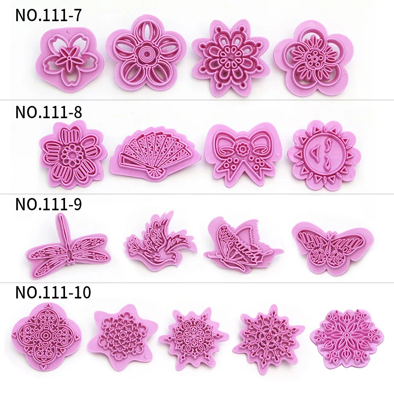 

4PCS/set Cookie Stamp Cutters Biscuit Molds Form 3D Cookie Mold DIY Baking Mould Tools Gingerbread Cookie Plastic Cutters